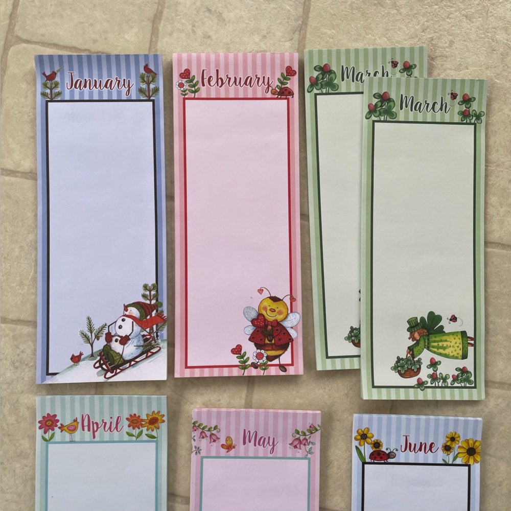 Seasonal Monthly Magnetic Notepad Set - Picture 4 of 8